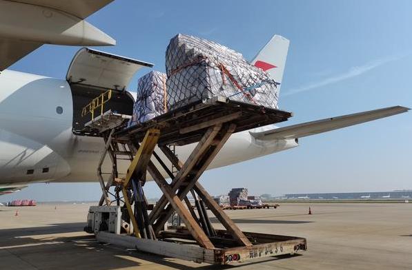 青島貨代是如何探索新的發(fā)展機(jī)遇？