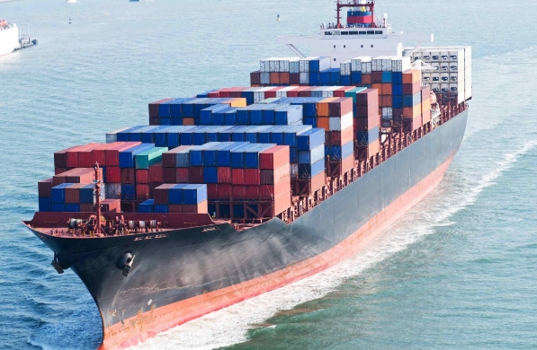 青島作為一座對(duì)外開(kāi)放的城市，在物流行業(yè)擁有得天獨(dú)厚的優(yōu)勢(shì)和資源