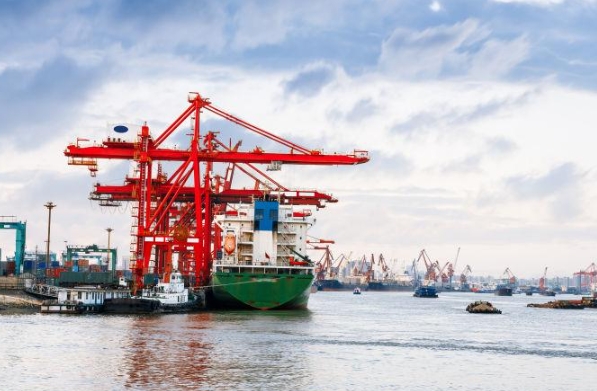 青島貨代行業(yè)將繼續(xù)乘風(fēng)破浪，成為推動(dòng)全球貿(mào)易發(fā)展的重要力量