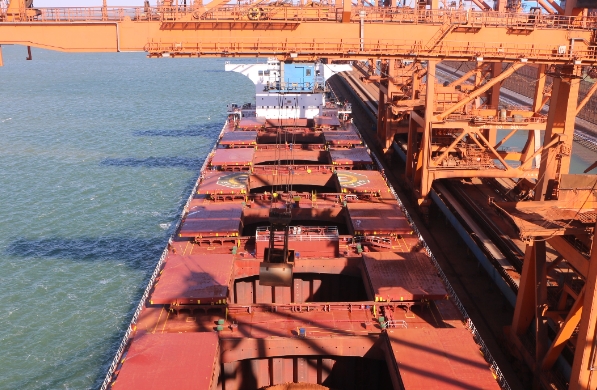 青島貨代將青島與世界緊密相連，為國際貿(mào)易順利開展提供了有力保障